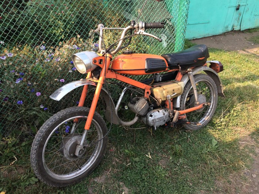 Мопед Верховина 6