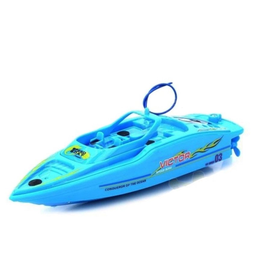 Катер на пульте управления