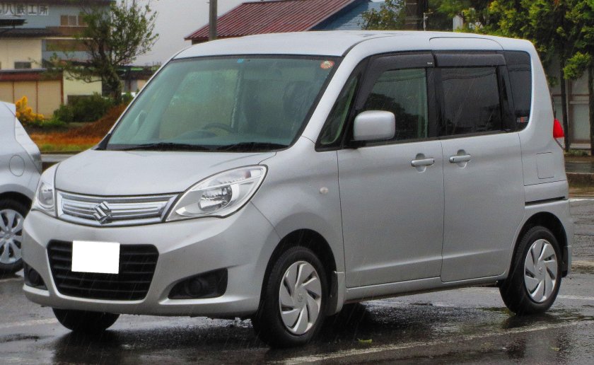 Suzuki Solio 2015