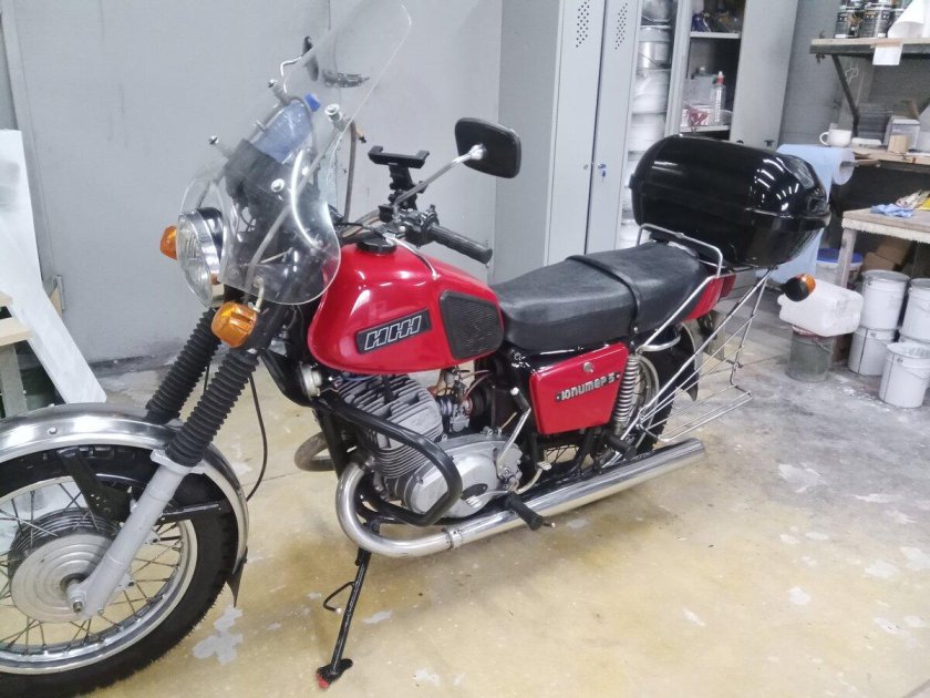 Мотоцикл иж планета 5