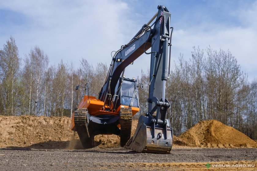 Гусеничные экскаваторы