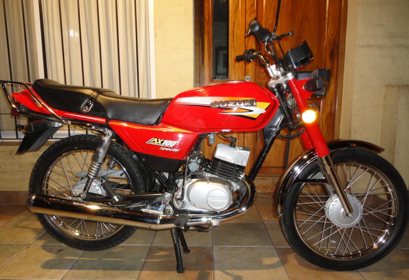 Suzuki ax100