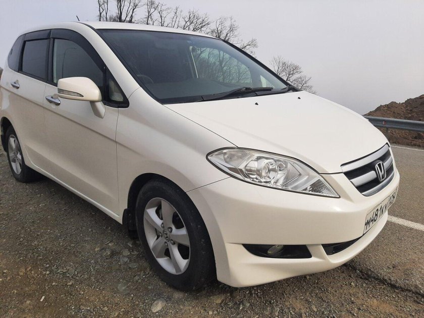 Хонда Эдикс 2004