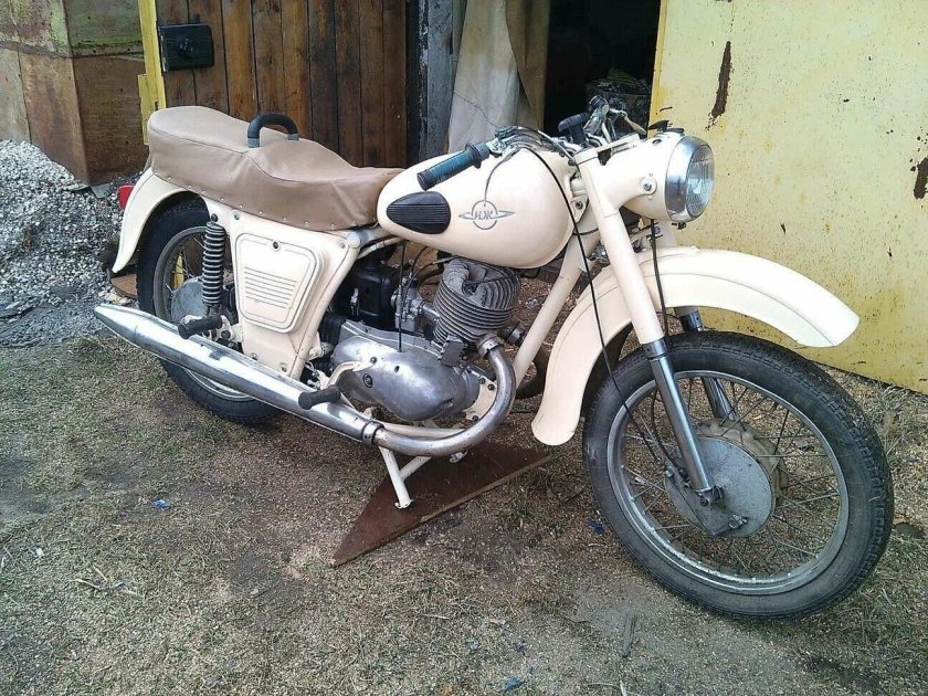 Планета 2 мотоцикл