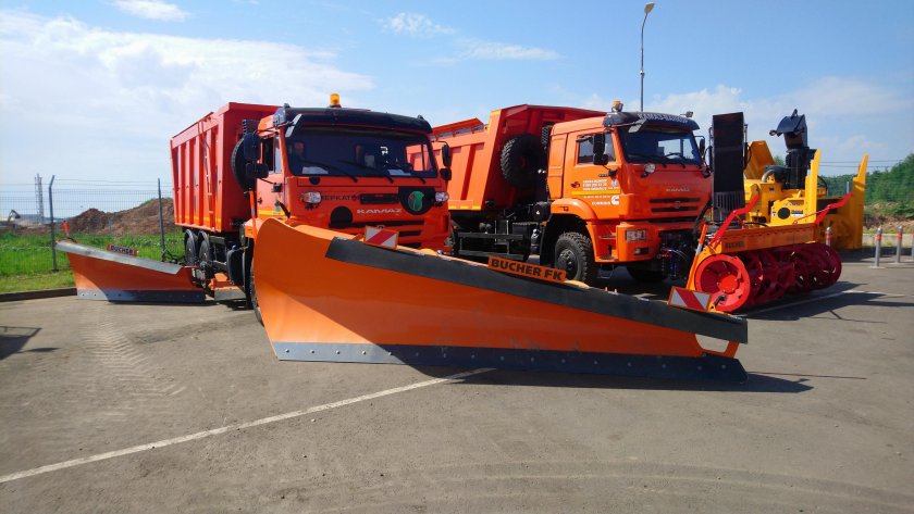 КАМАЗ спецтехника дорожная КДМ