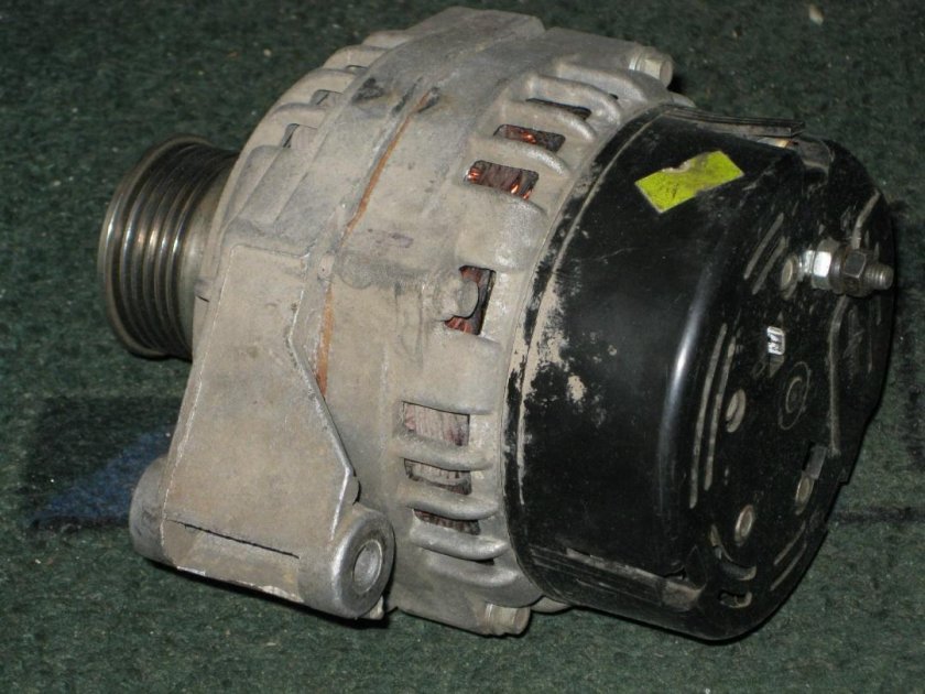 Генератор ВАЗ 2110 8 клапанов