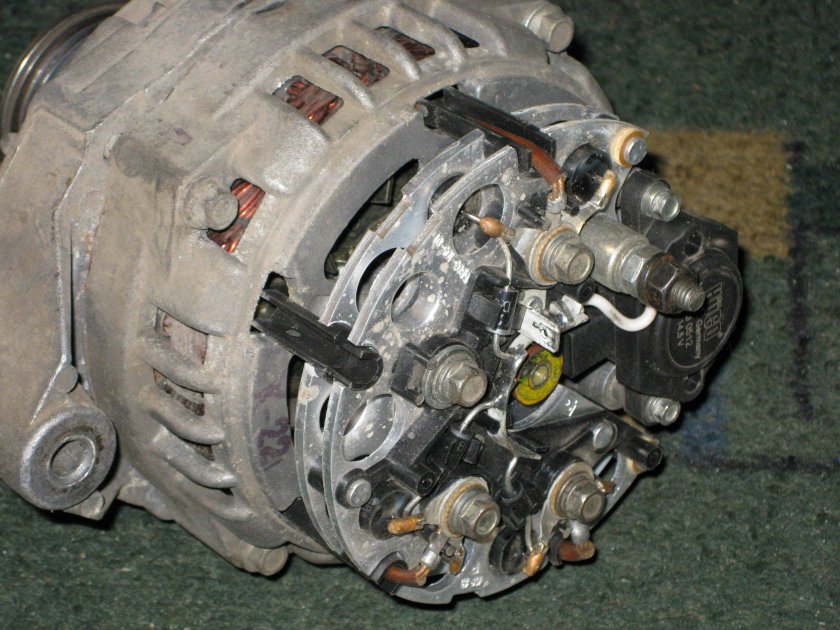 Генератор ВАЗ ВАЗ 2110