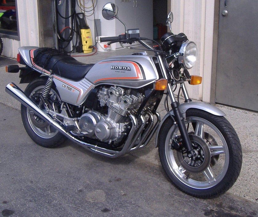 Honda CB 750 f2