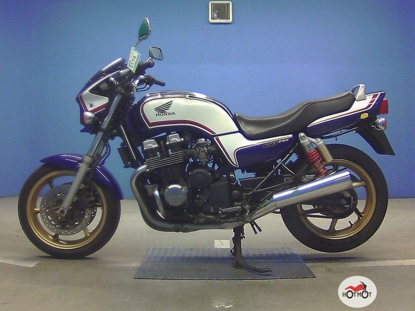 Хонда св 750