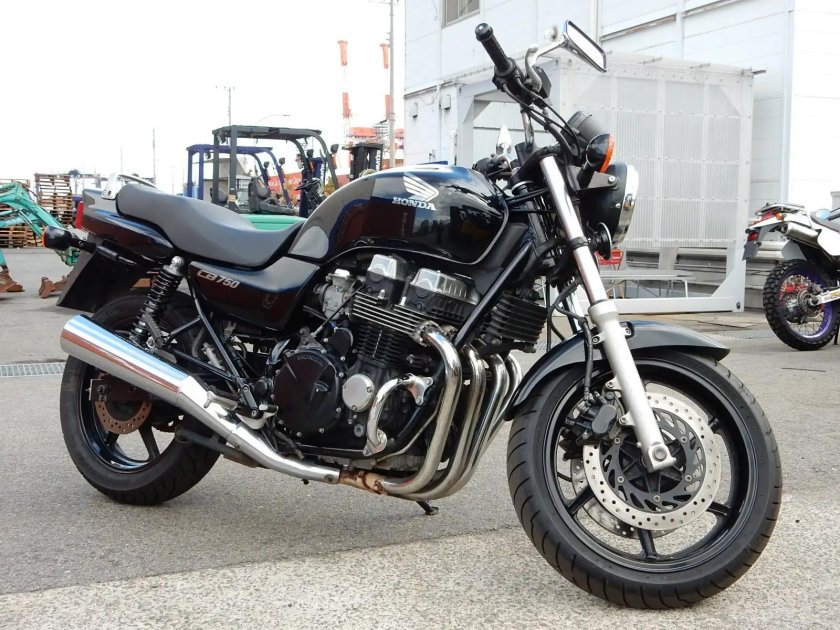 Хонда св 750