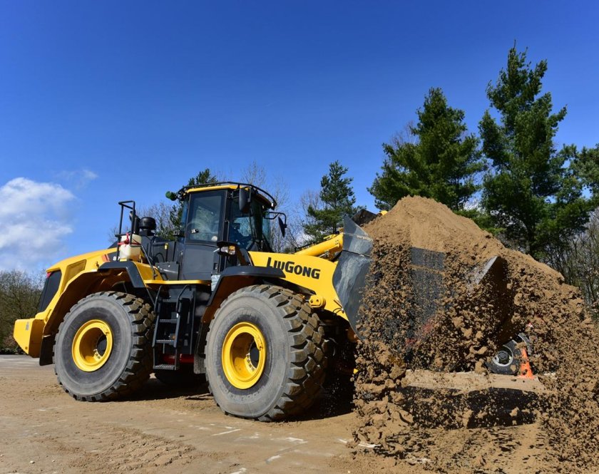 Фронтальный погрузчик Liugong 877h