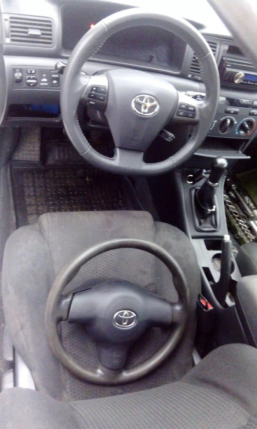 Руль Toyota Corolla 120