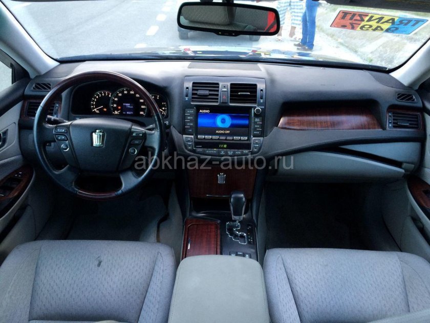 Toyota Crown s220 левый руль