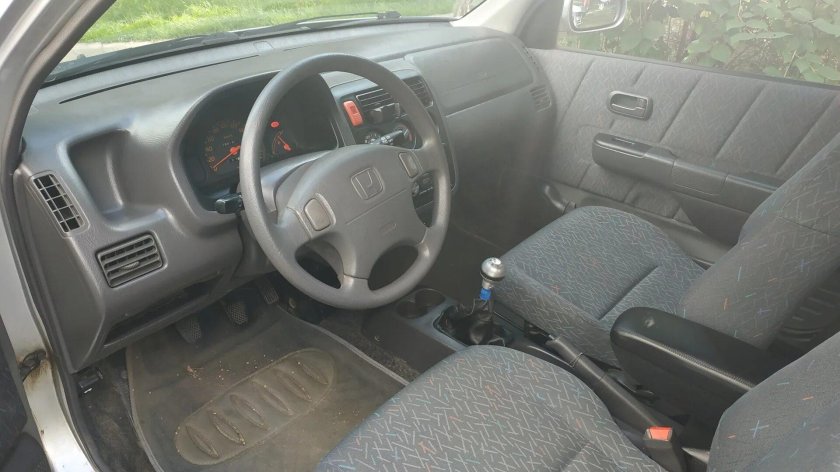 Хонда лого 2000 года салон