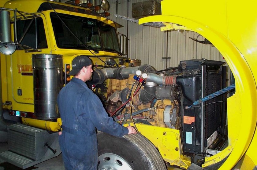 Техническое обслуживание строительных машин