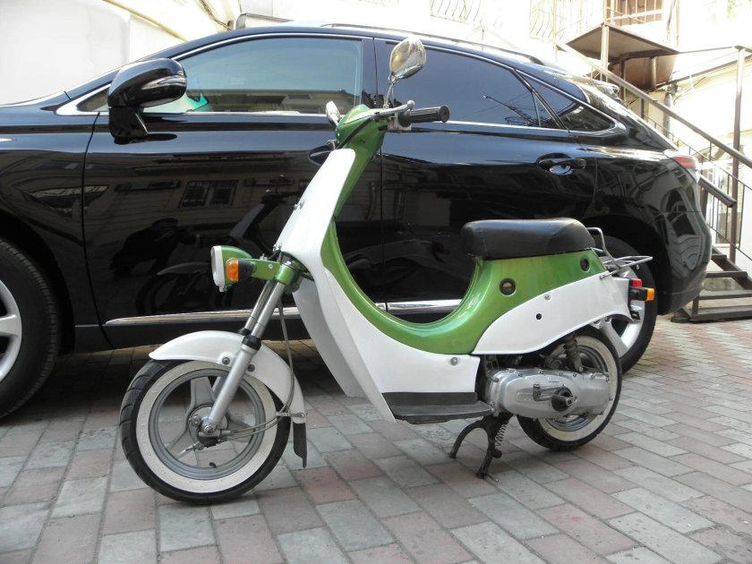 Скутер Suzuki mollet