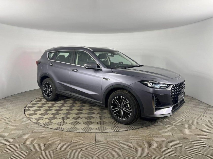 Jetour x 70 plus 2023