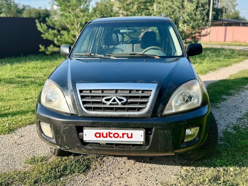 Машина chery tiggo