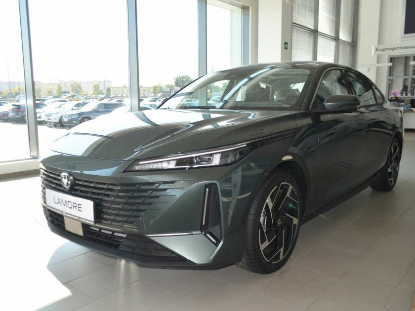 Changan Lamore 1.5 DCT 180hp 2wd