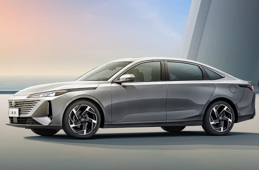 Changan седан 2023