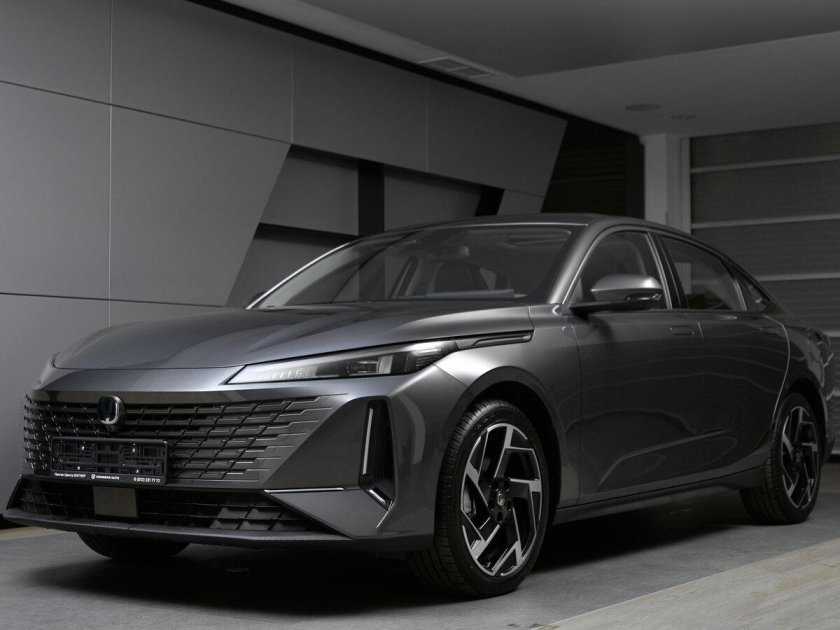 Changan lamore 2023