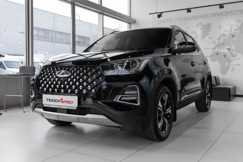 Чери Тиго 4 2024 черная