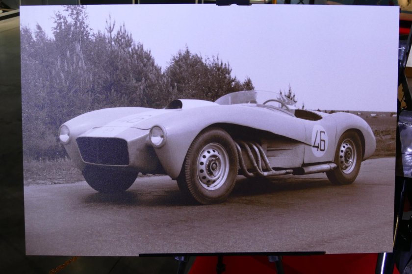 ЗИЛ-112с спортивный автомобиль