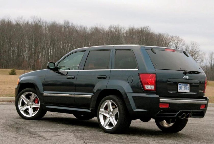 Jeep Grand Cherokee srt8 2009
