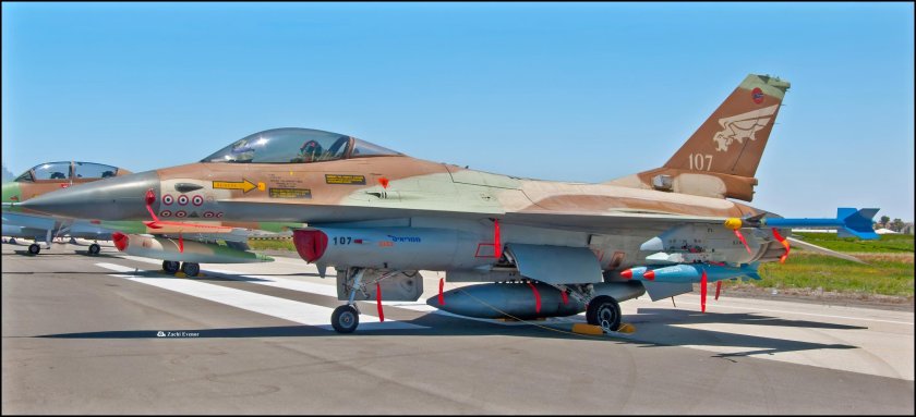 F-16 Netz