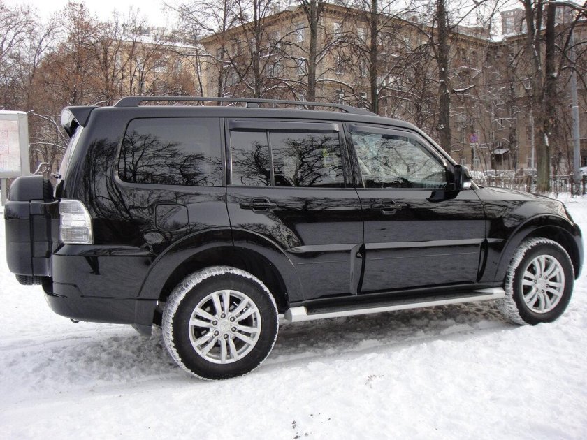 Митсубиси Паджеро 4 Рестайлинг 2