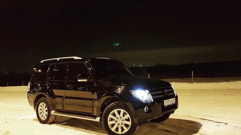 Митсубиси Паджеро 4 тонированный