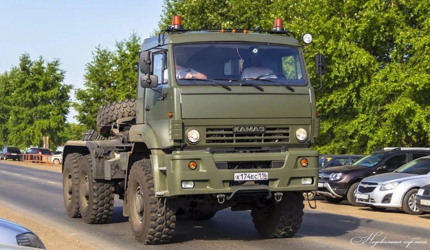КАМАЗ 65225 военный