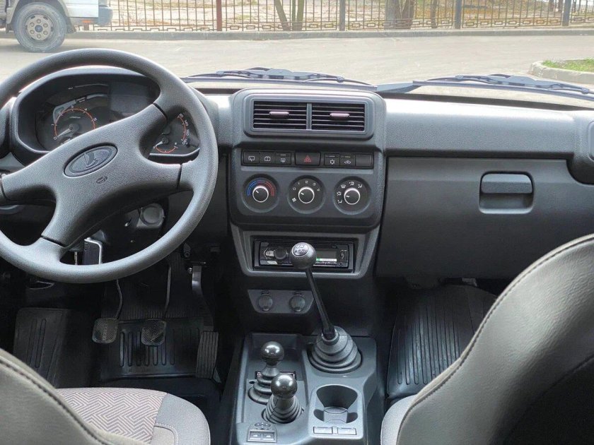 Нива Урбан 2020 салон