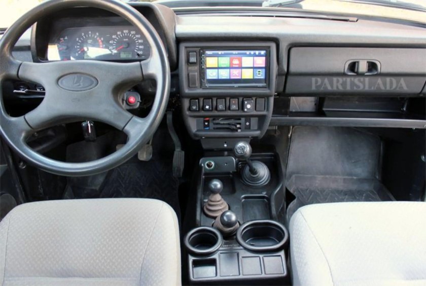 Консоль Нива 21213