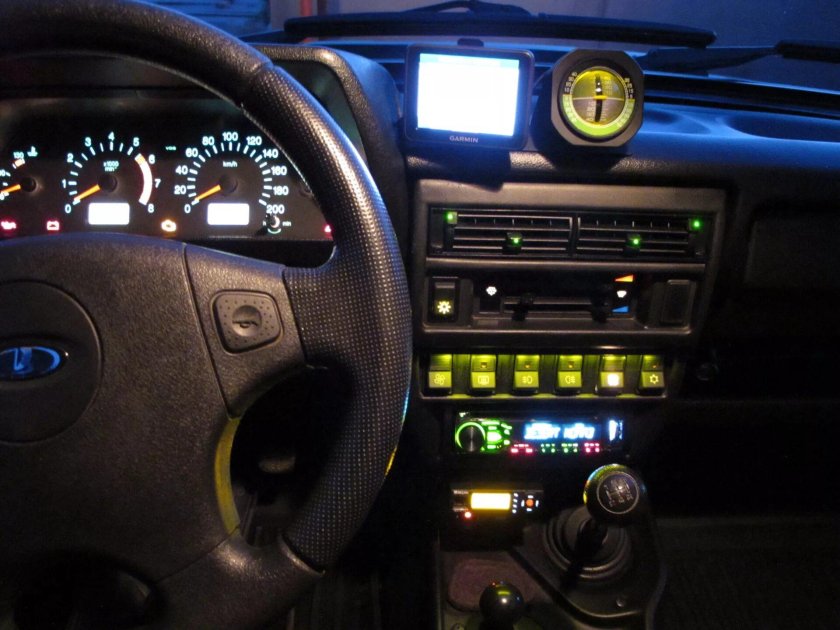 Подсветка торпеды Нива 21214