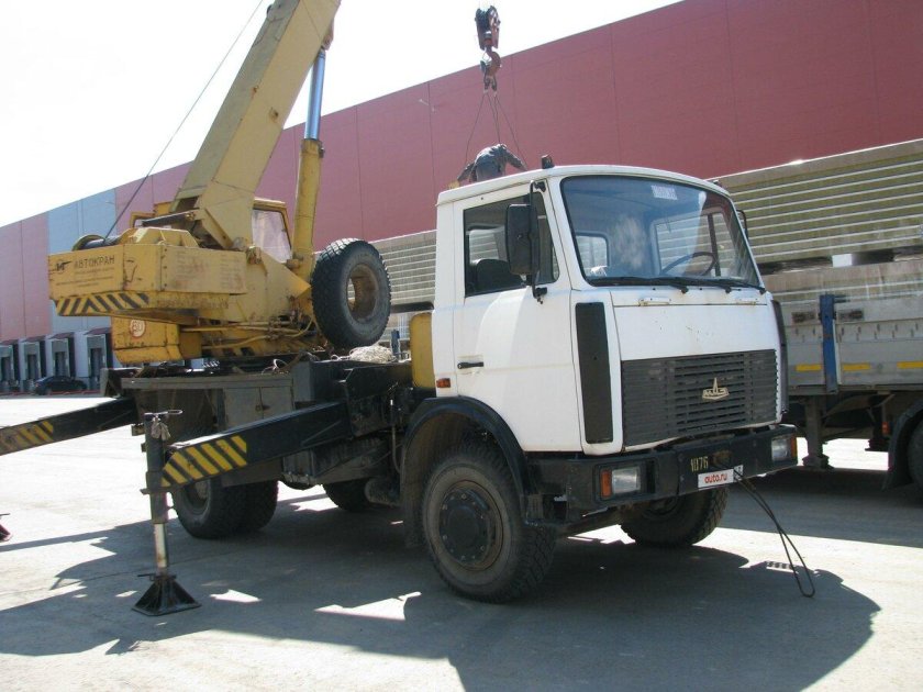 Автокран ивановец
