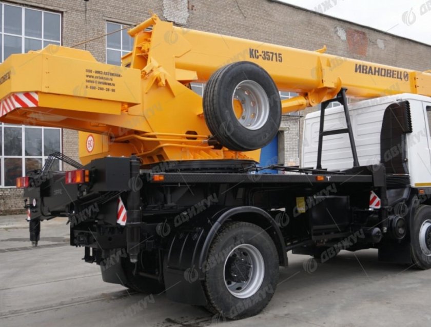 Автокран КС-35715