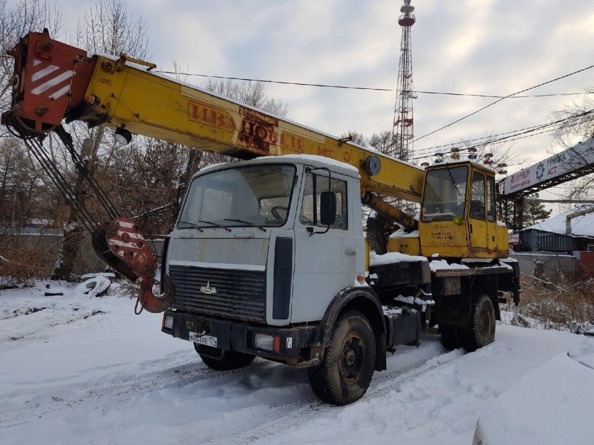 Автокран КС 35715-2