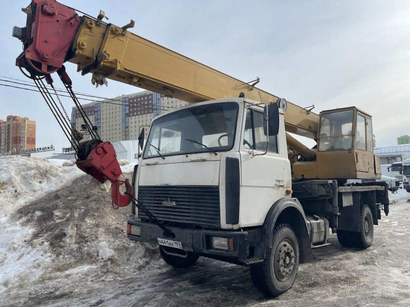 Автокран ивановец
