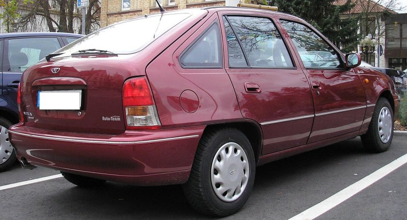 Daewoo Nexia хэтчбек