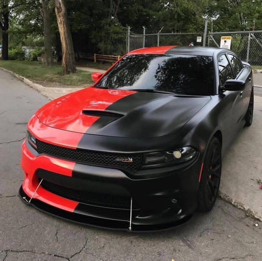 Додж Чарджер винил