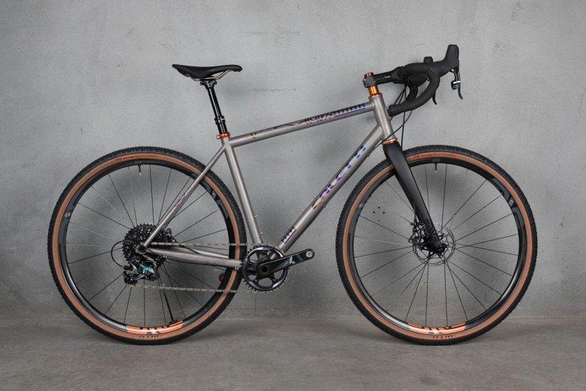 Хромолевый гревел