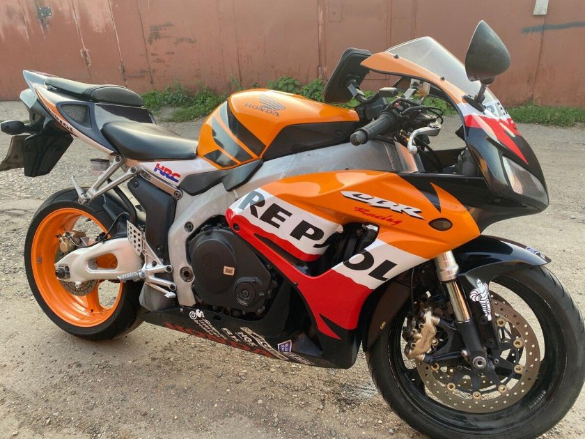 Honda cbr1000rr 2007 repsol
