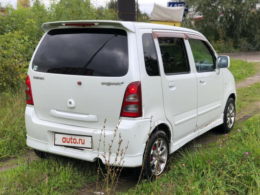 Suzuki wagon r plus 2001
