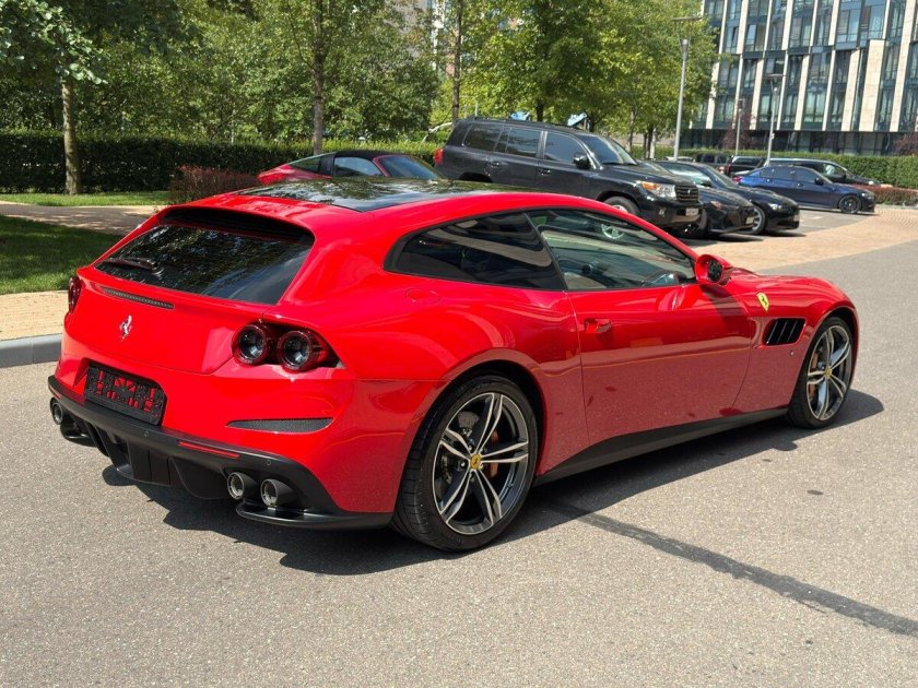 Феррари gtc 4 lusso