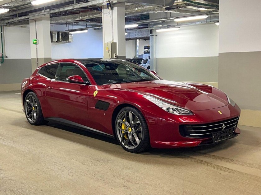 Ferrari gtc4lusso t 2020