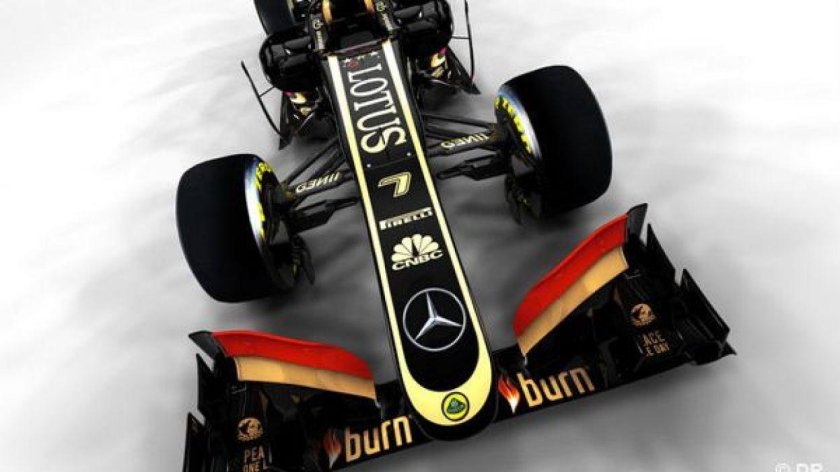 Болид ф1 Лотус