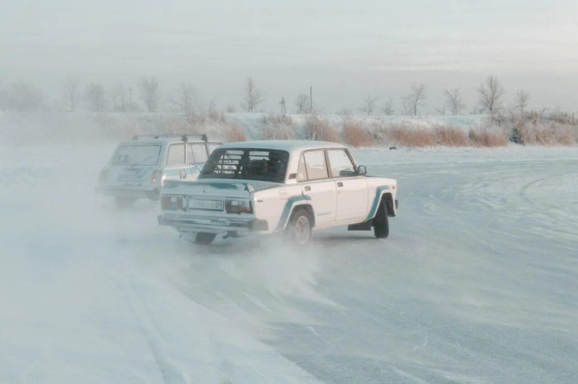 Ваз 2104 зимний дрифт