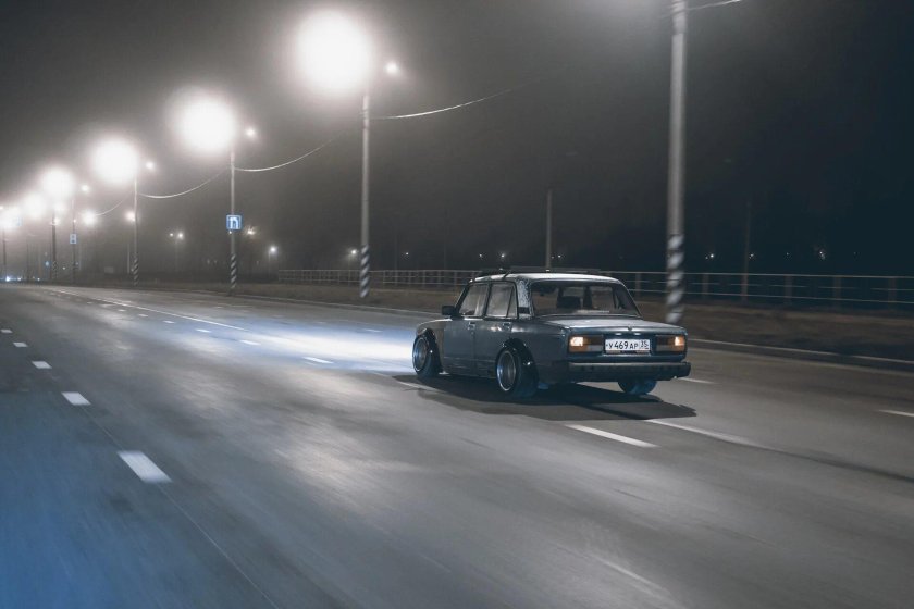 ВАЗ 2105 зимний дрифт