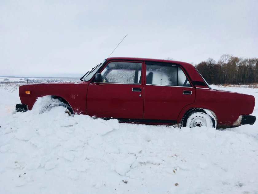 ВАЗ 2107 красная дрифт